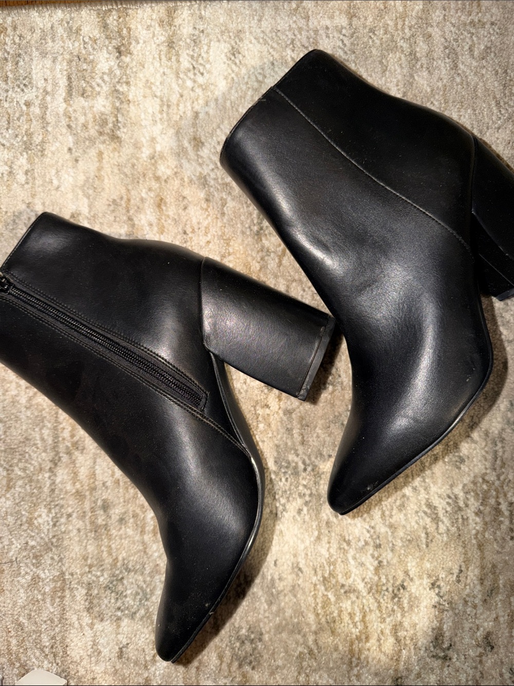 Madden Girl Black Womens Ankle Boots - Classic Block Heel